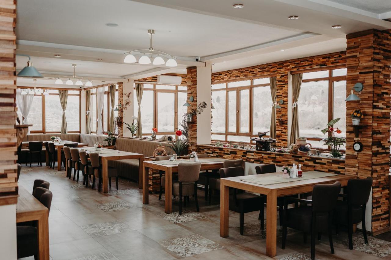 Hotel Noor קונייץ' מראה חיצוני תמונה
